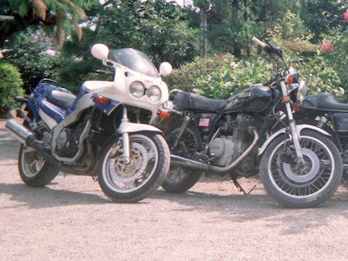 FZR1000