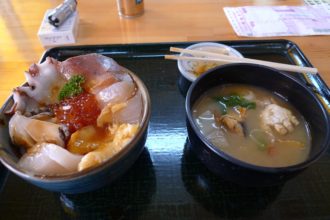 海鮮丼